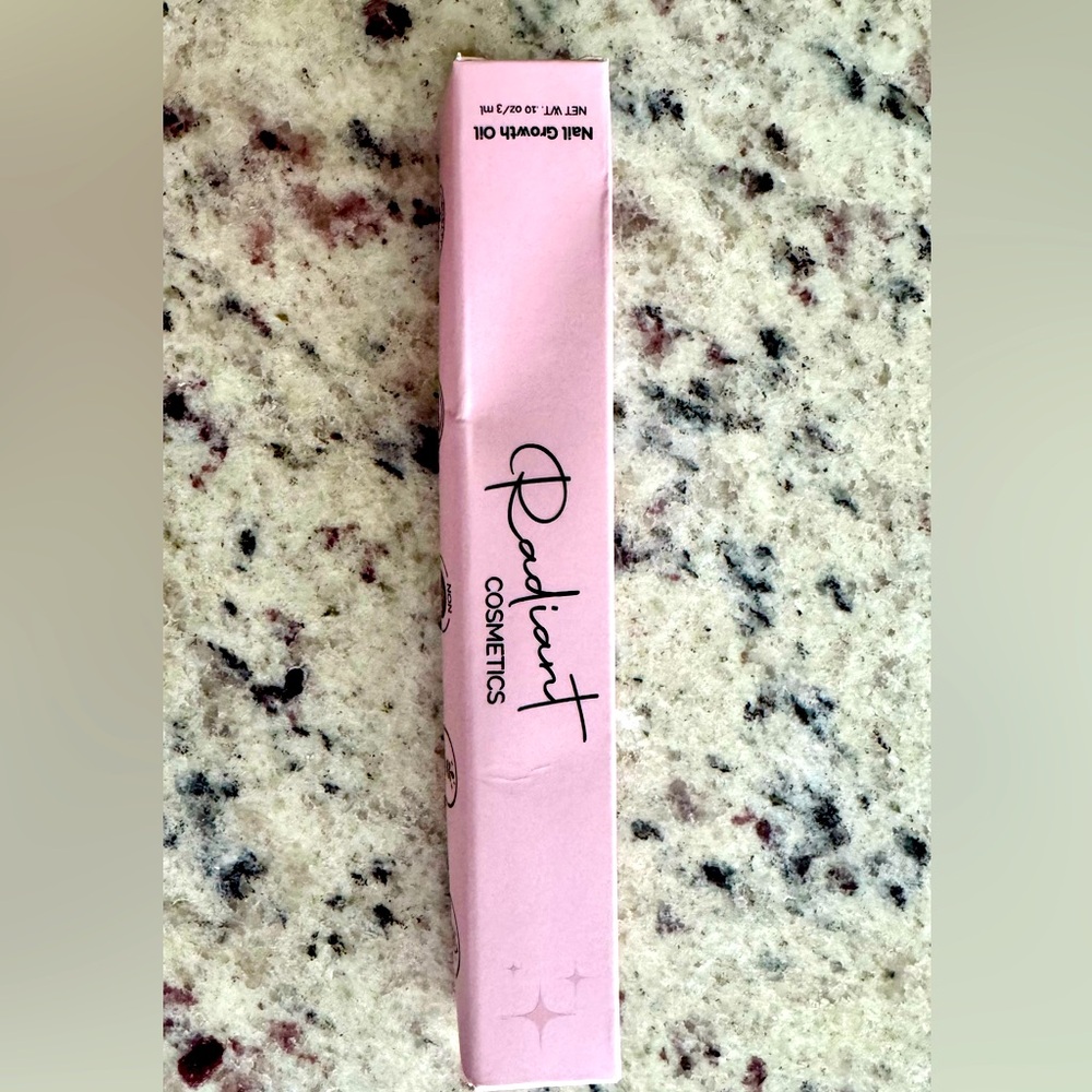NEW IN BOX Nail growth oil